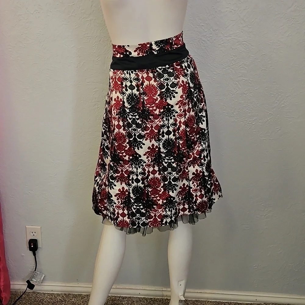 Vtg WORTHINGTON 1990s Floral Pleated Satin A-line Above the Knee Skirt
